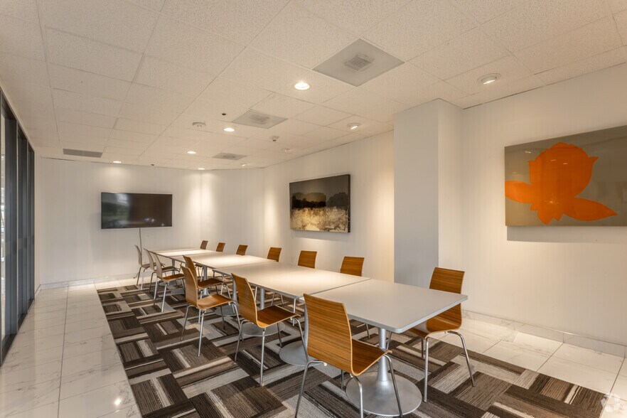 14405 Walters Rd, Houston, TX à louer - Photo intérieure – Image 3 sur 19
