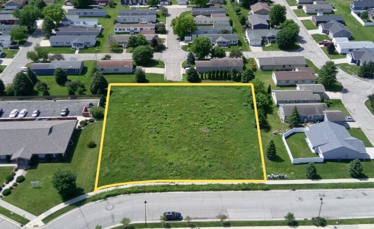 Maine Ave, Rochester, MN à vendre - Photo de l’immeuble – Image 1 sur 5