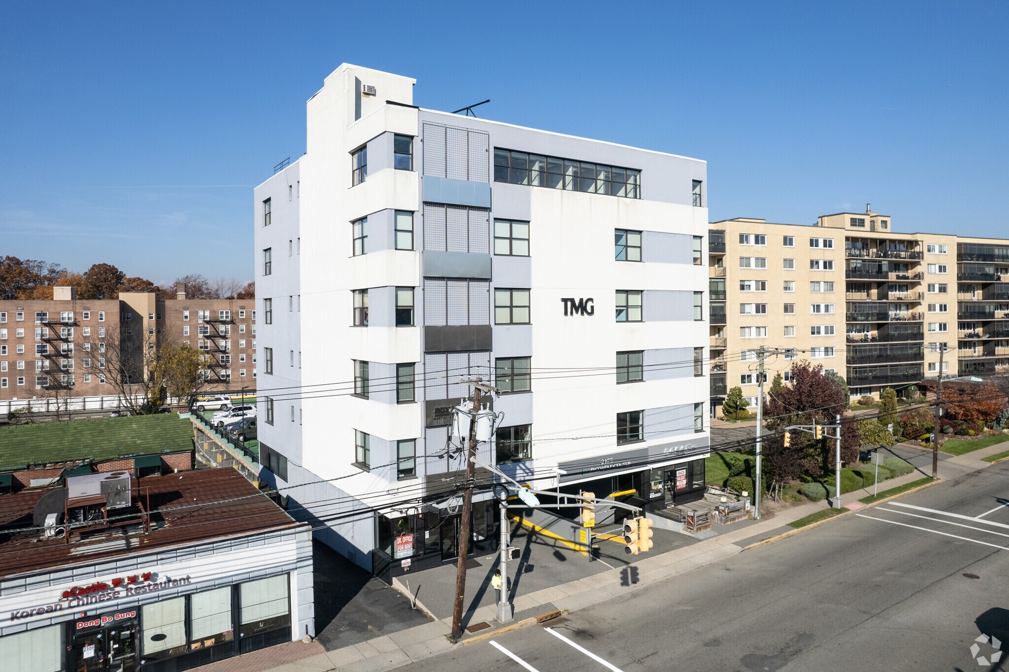 2175 Lemoine Ave, Fort Lee, NJ à louer Photo de l’immeuble– Image 1 sur 8