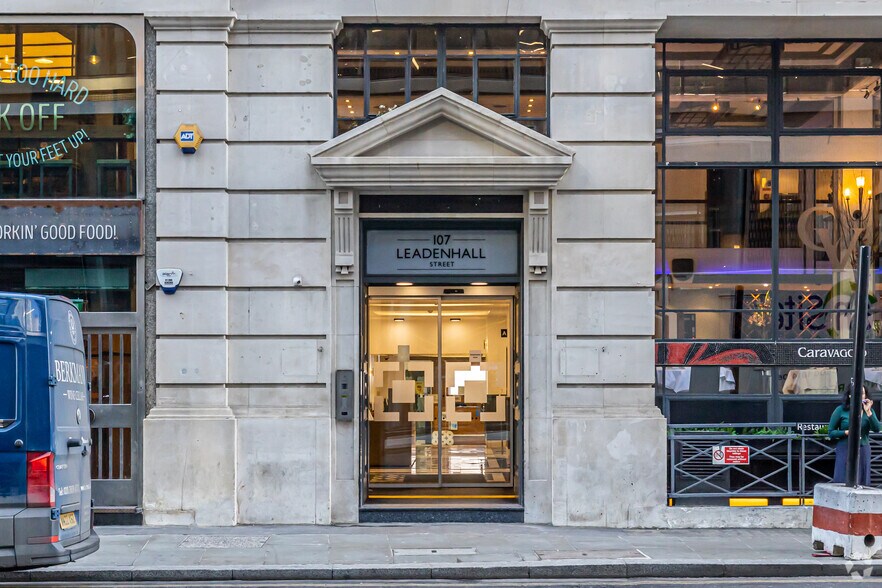 107 Leadenhall St, Londres à louer - Photo de l’immeuble – Image 2 sur 3