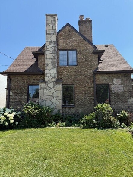 9525 Southview Ave, Brookfield, IL à louer - Photo de l’immeuble – Image 3 sur 22