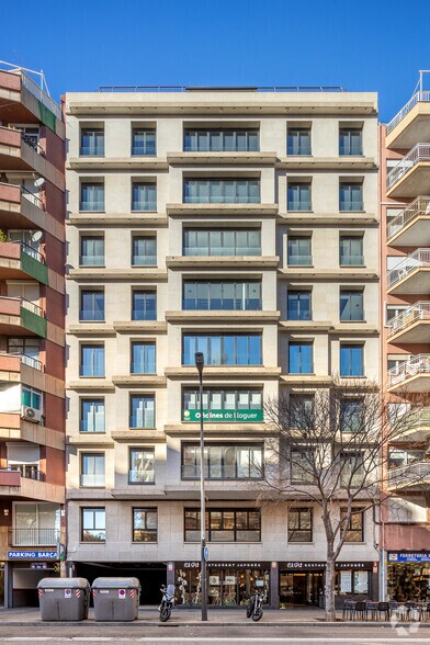Bureau dans Barcelone, Barcelona à louer - Photo principale – Image 1 sur 4