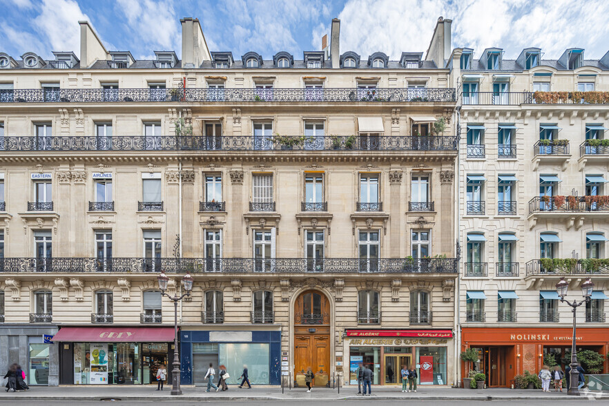 Bureau dans Paris à vendre - Photo principale – Image 1 sur 4