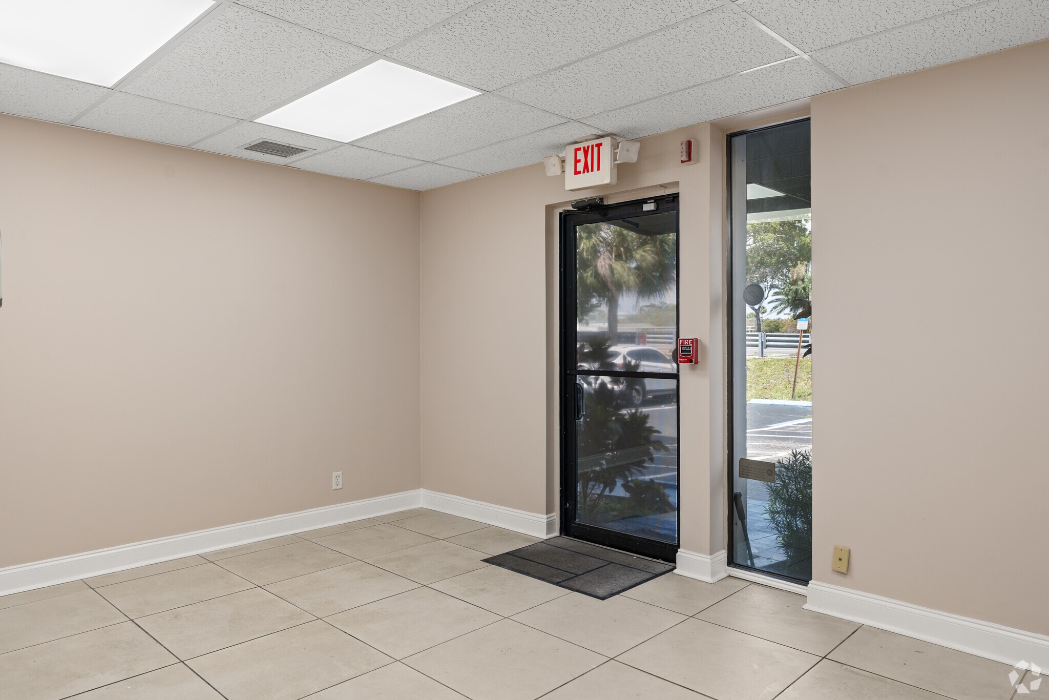 2500 N Federal Hwy, Fort Lauderdale, FL à louer Photo intérieure– Image 1 sur 20