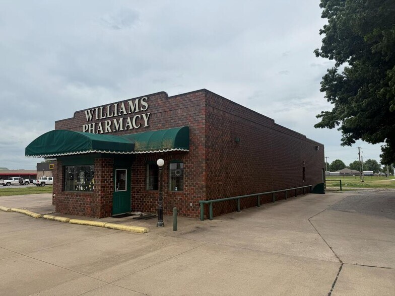 700 E Broadway St, Lexington, OK à vendre - Photo principale – Image 1 sur 6
