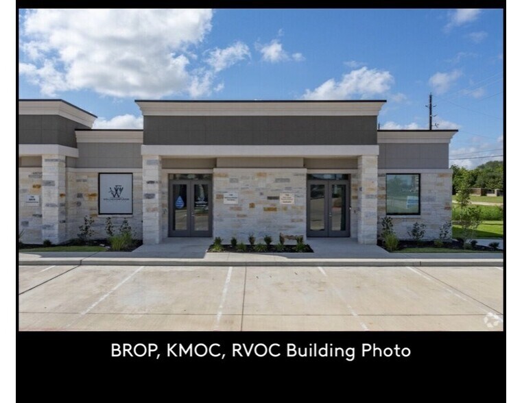 350 Grand Link Dr, Conroe, TX à vendre - Photo de l’immeuble – Image 1 sur 4