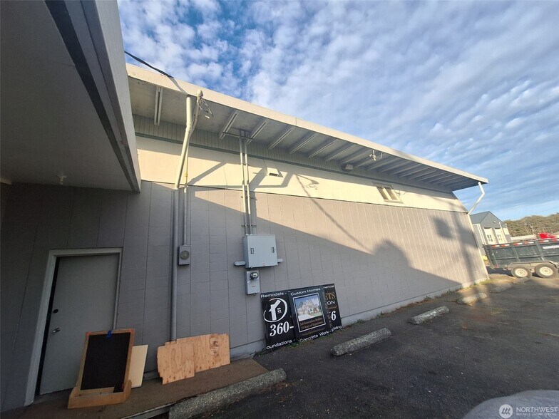 2200 Commerce St, Aberdeen, WA à vendre - Photo de l’immeuble – Image 2 sur 4