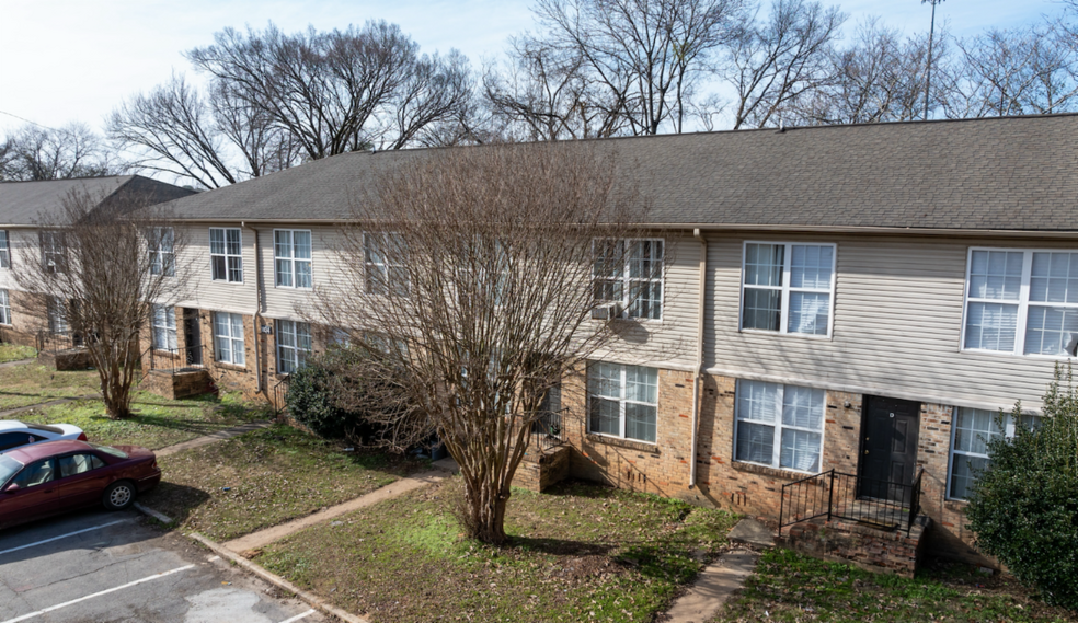 1814 Bond Cir, Birmingham, AL à vendre - Photo de l’immeuble – Image 3 sur 18