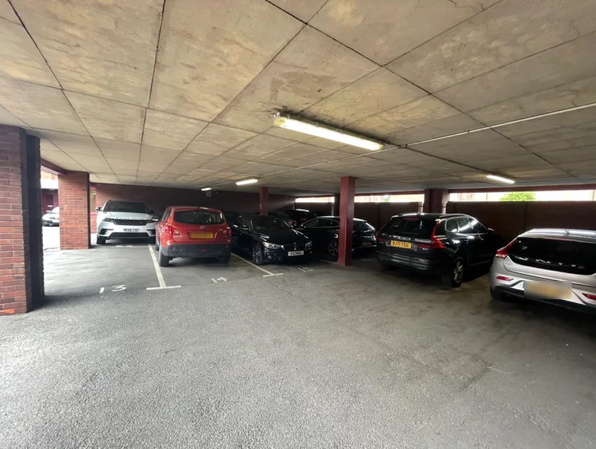 1 New Rd, Stourbridge à louer Photo de l’immeuble– Image 1 sur 4