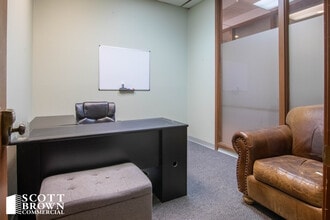 225 W Hickory St, Denton, TX à louer Photo intérieure– Image 1 sur 2