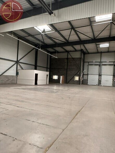 Industriel/Logistique dans Toulouse à vendre - Photo de l’immeuble – Image 2 sur 3