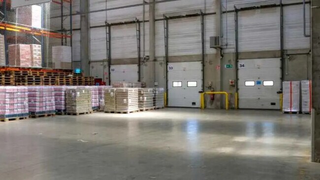 Plus de détails pour Industriel/Logistique à louer