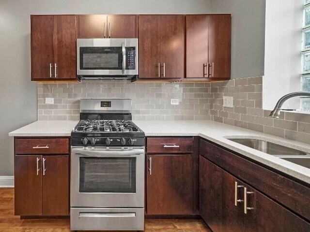 1619 E 70th St, Chicago, IL à vendre - Photo de l’immeuble – Image 2 sur 8