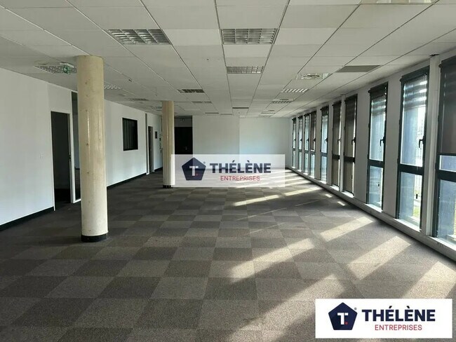 Plus de détails pour Bureau à louer