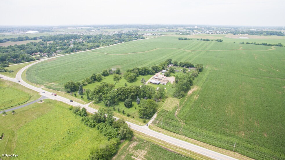 14604 W Bruce Rd, Homer Glen, IL à vendre - Photo de l’immeuble – Image 2 sur 8