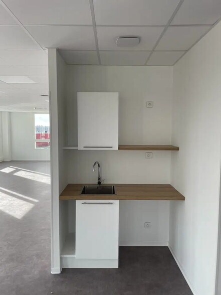 38 Rue Jean Pages, Villenave-d'Ornon à louer - Photo de l’immeuble – Image 3 sur 9