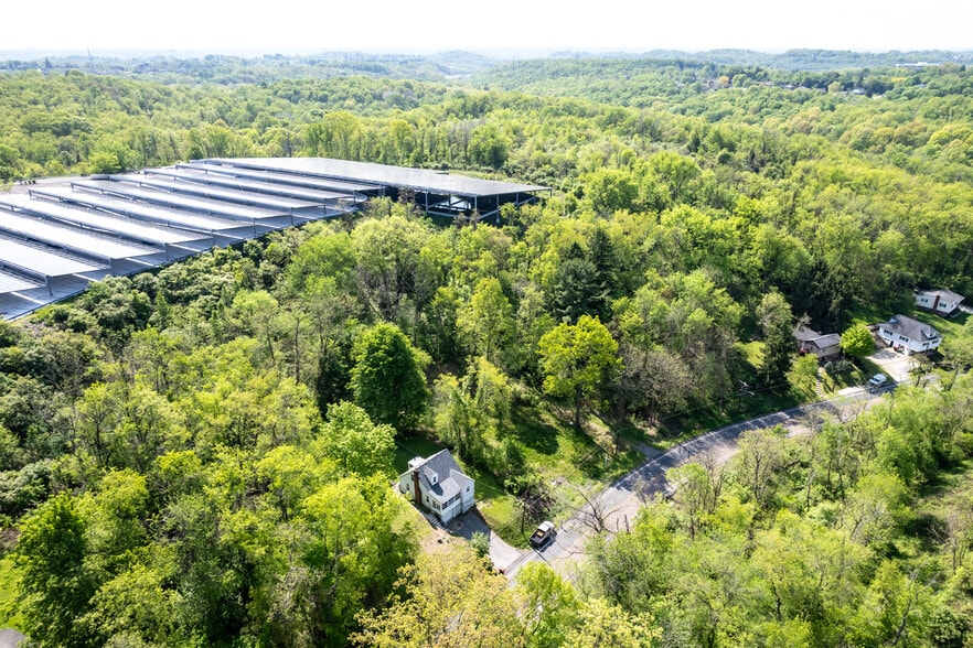 177 McCormick Rd, McKees Rocks, PA à vendre - Aérien – Image 2 sur 12