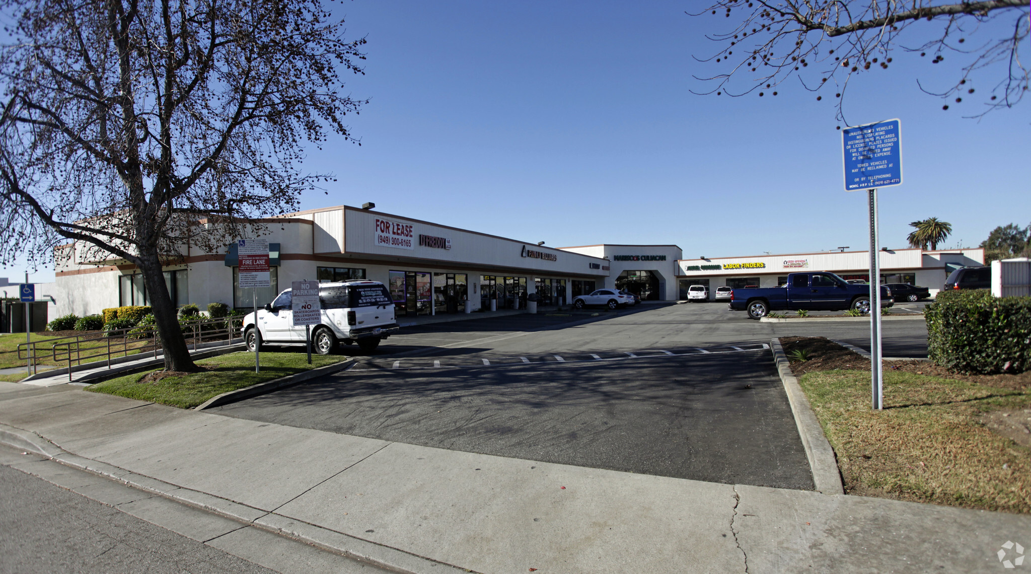 5461-5495 Holt Blvd, Montclair, CA à louer Photo principale– Image 1 sur 4