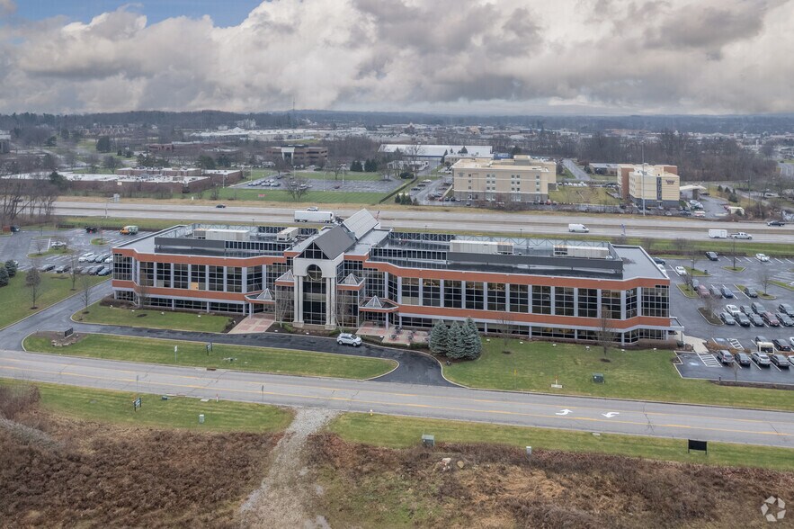 3800 Embassy Pky, Fairlawn, OH à louer - Aérien – Image 3 sur 7