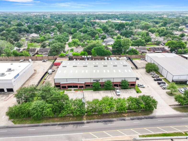 11801 S Sam Houston Pky W, Houston, TX à vendre - Photo de l’immeuble – Image 2 sur 11