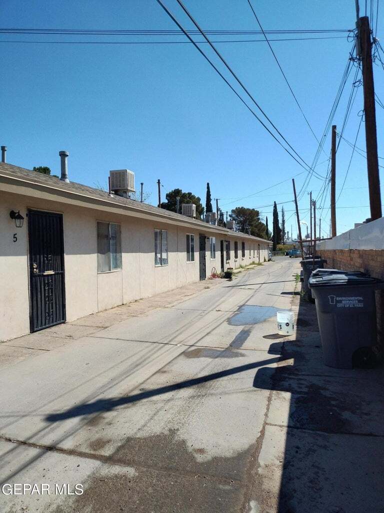 187 N Awbrey St, El Paso, TX à vendre Photo principale– Image 1 sur 21