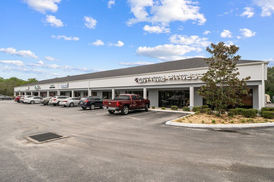 5707 S Suncoast Blvd, Homosassa, FL à louer - Photo de l’immeuble – Image 2 sur 8