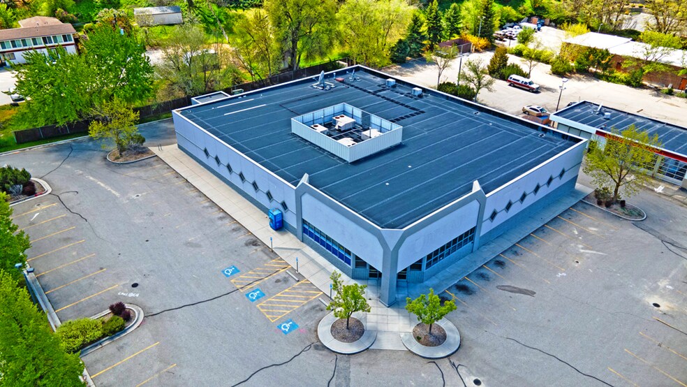5005 W Overland Rd, Boise, ID à vendre - Photo de l’immeuble – Image 3 sur 34
