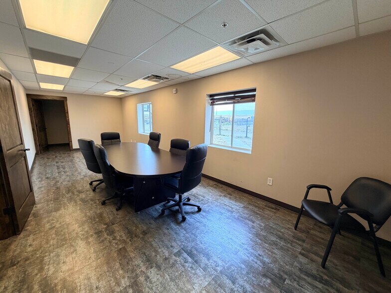 1088 N Robertson Rd, Casper, WY à vendre - Photo de l’immeuble – Image 3 sur 22