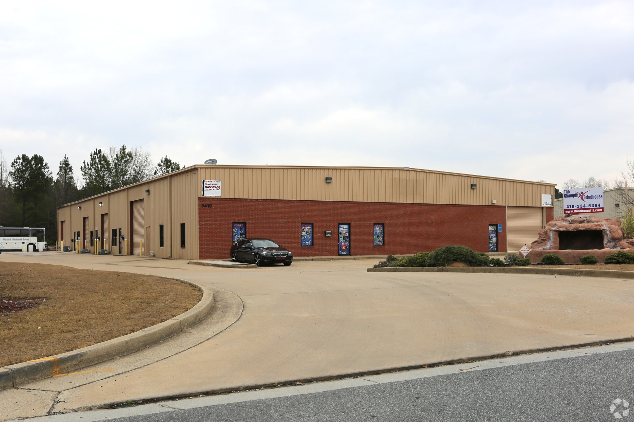 3410 Florence Cir, Powder Springs, GA à louer Photo principale– Image 1 sur 8