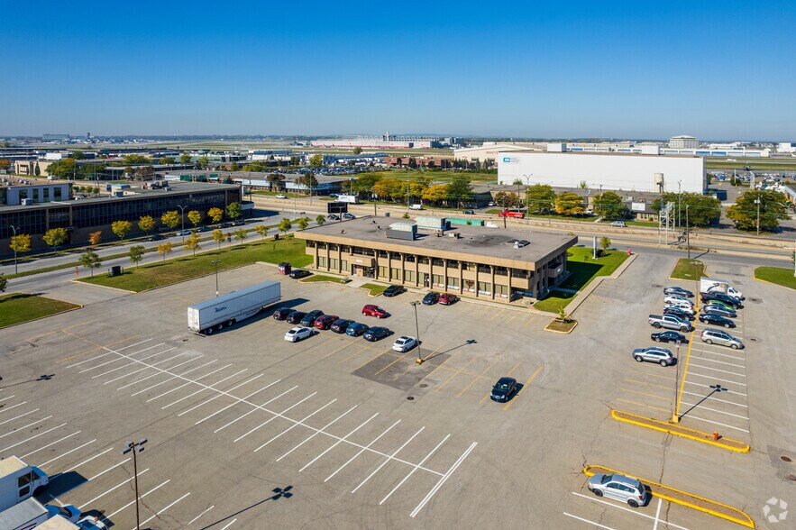 9960-9970 Ch De La Côte-De-Liesse, Montréal, QC à louer - Aérien – Image 3 sur 5