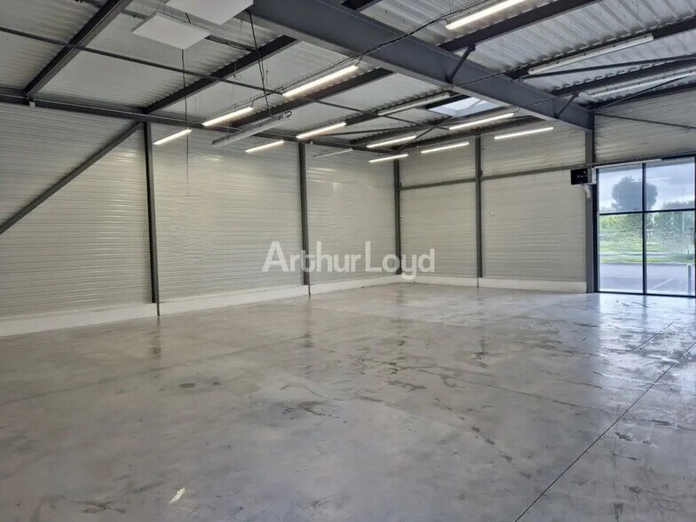 Local commercial dans Reims à louer - Photo intérieure – Image 2 sur 7