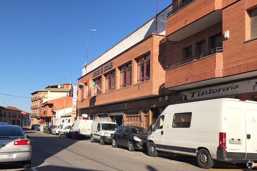 Local commercial dans Fuensalida, Toledo à vendre - Photo de l’immeuble – Image 3 sur 3