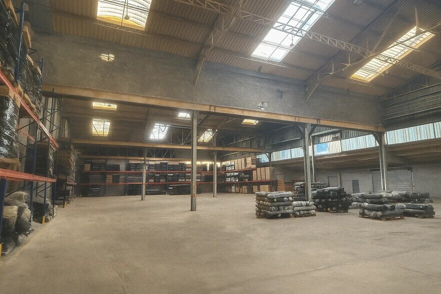 Industriel/Logistique dans Marseille à louer - Photo intérieure – Image 3 sur 9