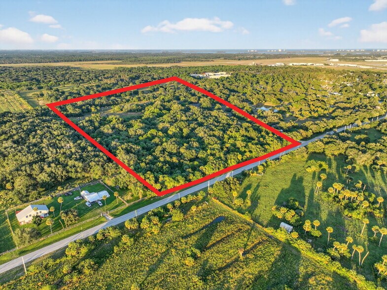 6102 Saint Lucie Blvd, Fort Pierce, FL à vendre - Aérien – Image 1 sur 6
