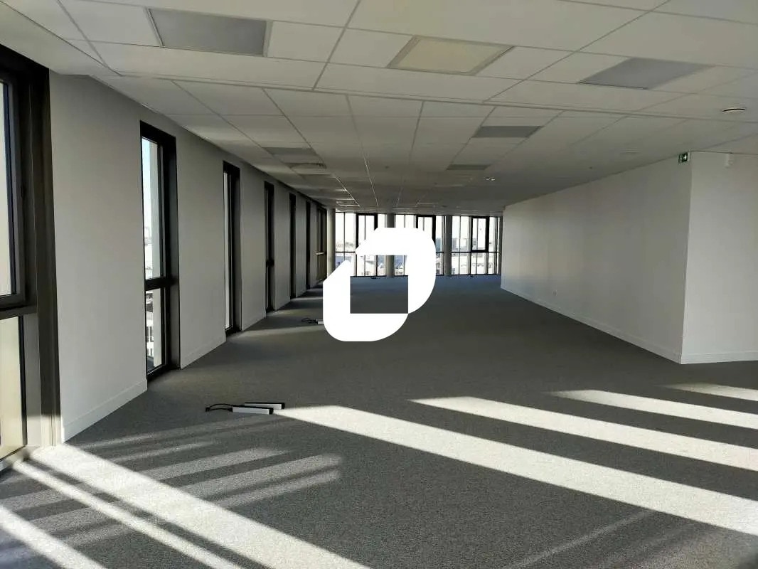 Bureau dans Bordeaux à louer Photo intérieure– Image 1 sur 9