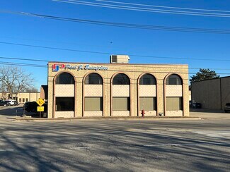 Plus de détails pour 115 N Prospect Ave, Itasca, IL - Local d’activités à vendre