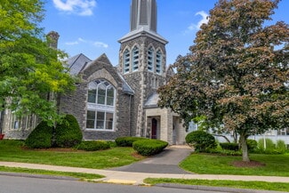 Plus de détails pour 61 Main St, Unionville, CT - Spécialisé à vendre