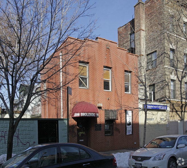 145 Java St, Brooklyn, NY à louer - Photo principale – Image 1 sur 13