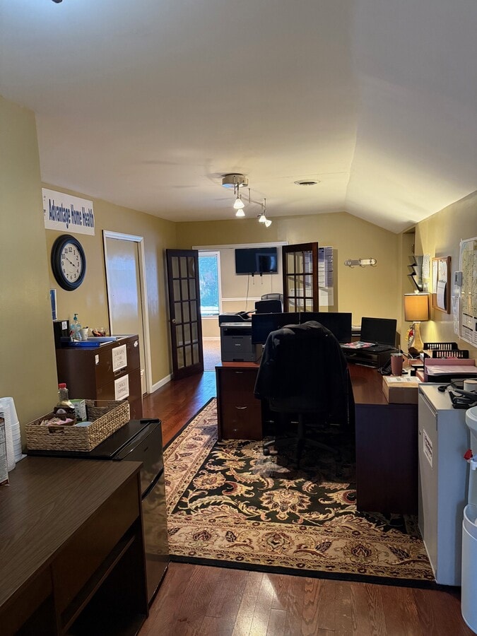 1344-1374 S Atherton St, State College, PA 16801 - Lot 1368 -  - Photo intérieure - Image 2 of 9