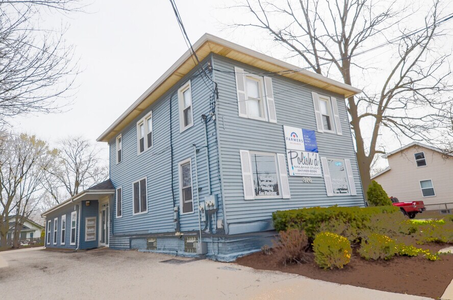 316 S Main St, Wauconda, IL à vendre - Photo de l’immeuble – Image 2 sur 7