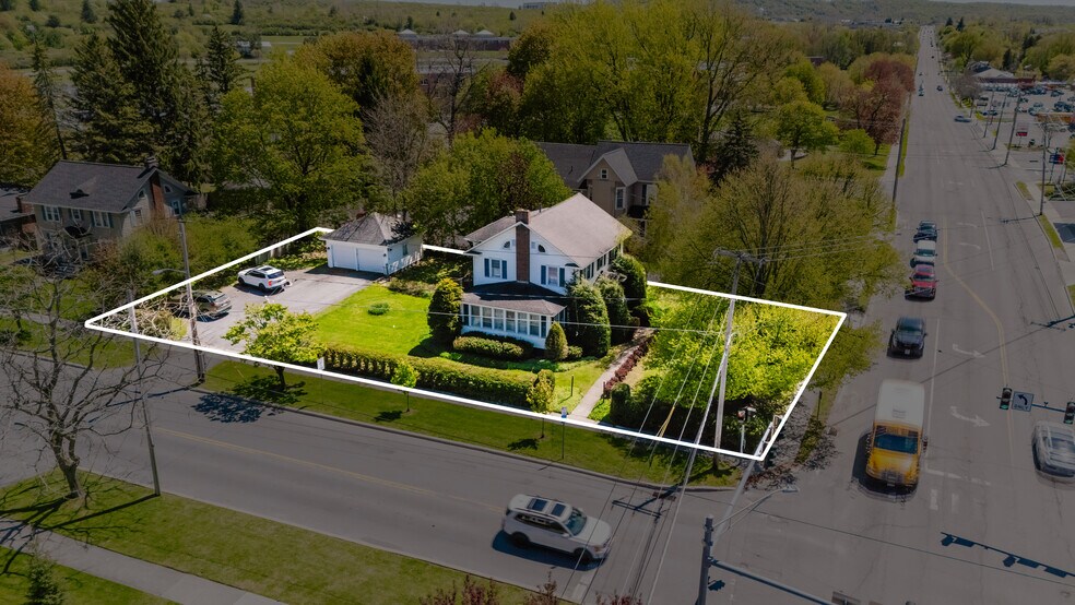 1201 Washington St, Watertown, NY à vendre - Photo de l’immeuble – Image 3 sur 36