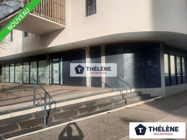 Plus de détails pour Local commercial à louer