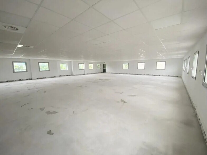 30-32 Rue Champ Dolin, Saint-Priest à vendre - Photo intérieure – Image 3 sur 8