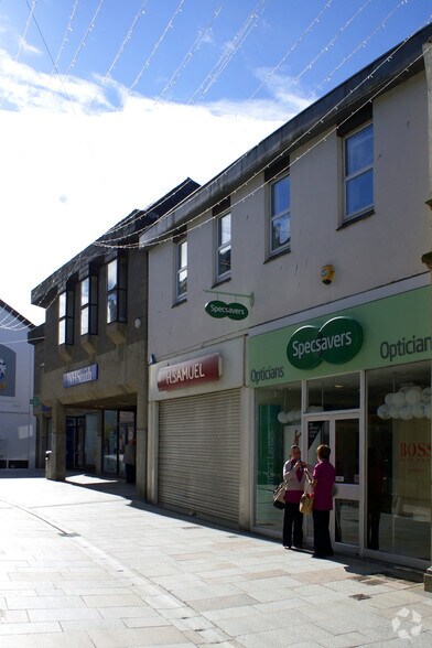 37-39 Fore St, St Austell à vendre - Photo de l’immeuble – Image 2 sur 11