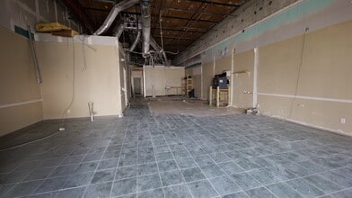 5114-5134 Us Highway 19, New Port Richey, FL à louer Photo intérieure– Image 1 sur 16