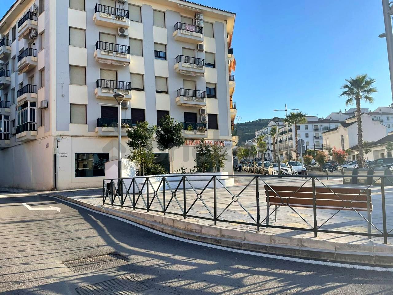 Local commercial dans Antequera, Málaga à louer Photo de l’immeuble– Image 1 sur 7