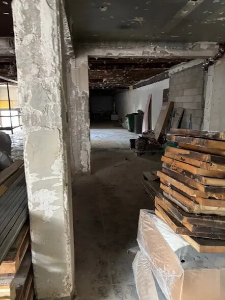 Local commercial dans Clamart à vendre - Photo de l’immeuble – Image 3 sur 6