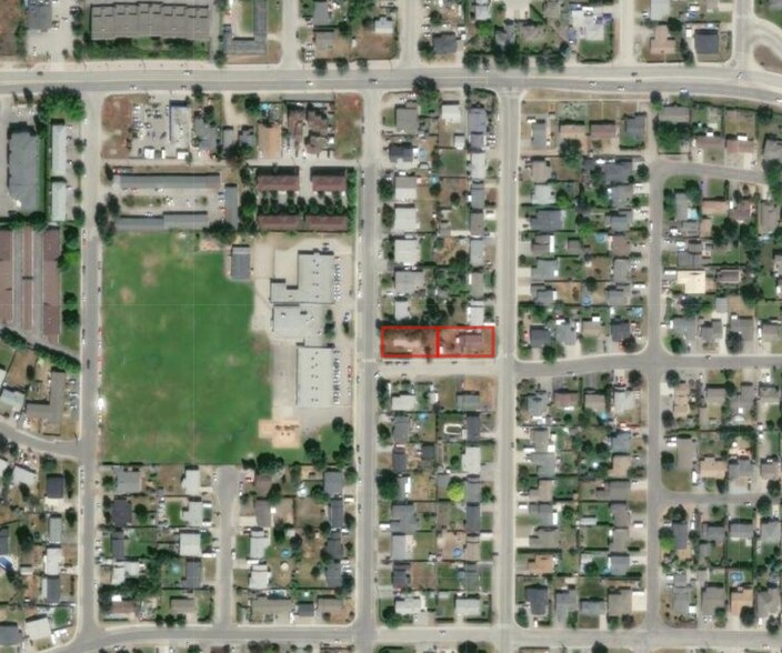 400 Milton Rd, Kelowna, BC à vendre - Photo de l’immeuble – Image 2 sur 2