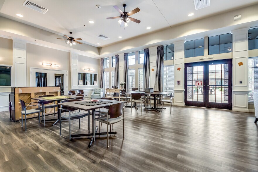 3450 Wagon Wheel Rd, Garland, TX à vendre - Photo intérieure – Image 3 sur 10