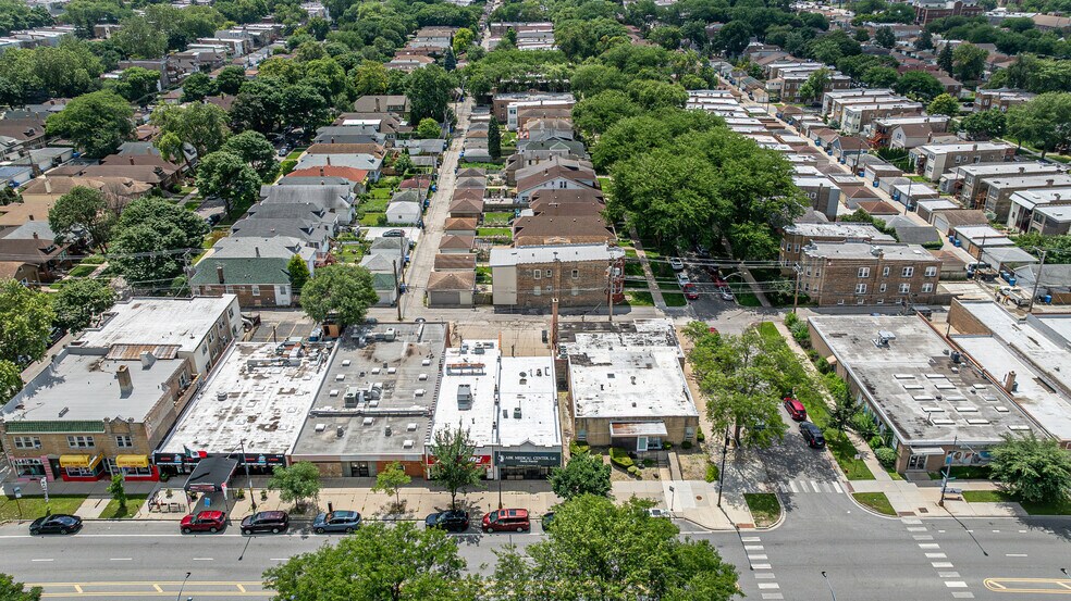 2653 W Peterson Ave, Chicago, IL à vendre - Aérien – Image 2 sur 12